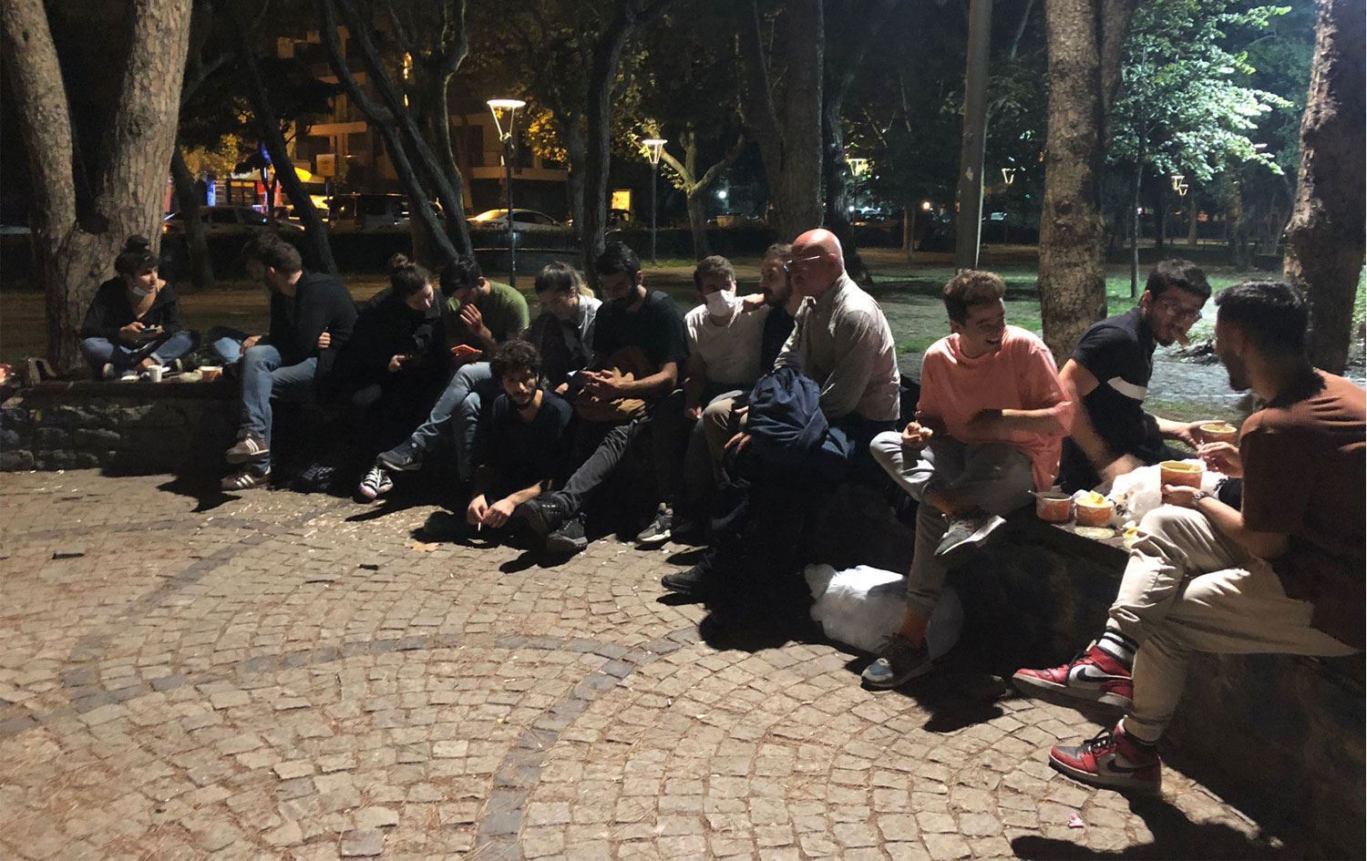 Valilik yasağına rağmen ‘Barınamayanlar’ Ankara’da