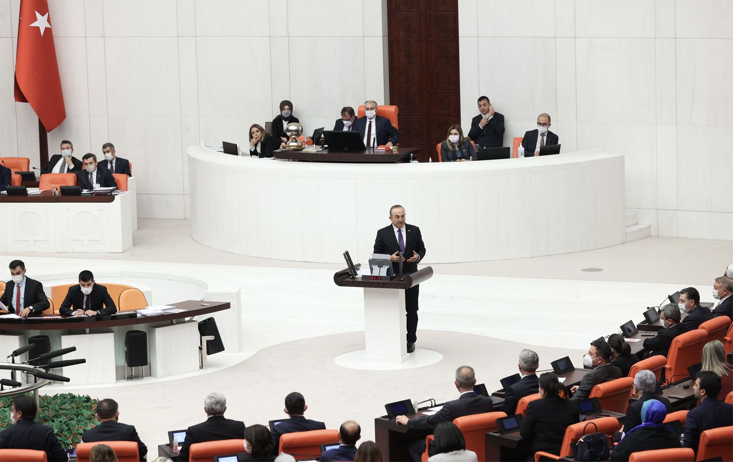 HDP’li Uca ile Çavuşoğlu arasında Şengal ve Ezidi tartışması