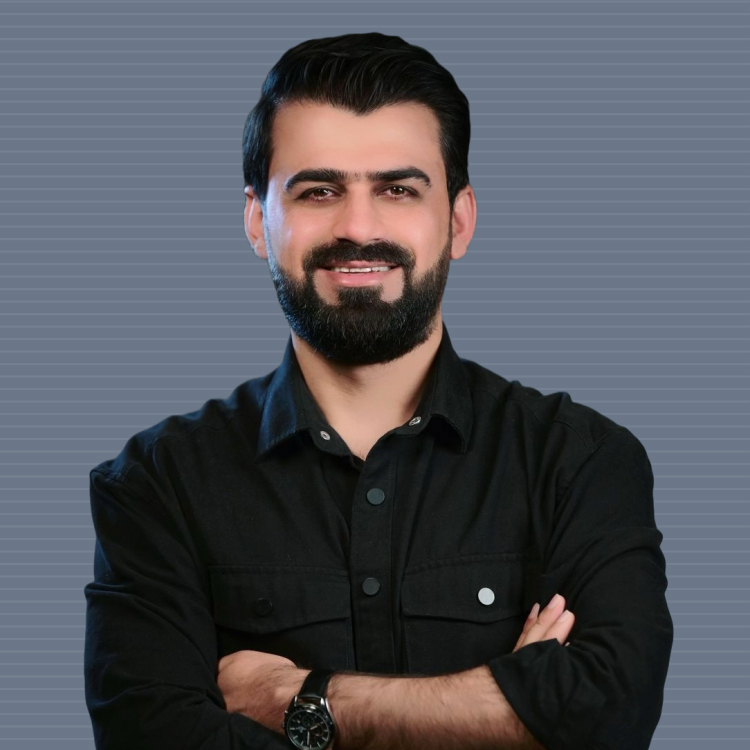 ئازاد پیرچاوشی