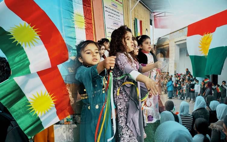 Li Başûrê Kurdistanê roja Ala Kurdistanê li saziyên fermî hat pîrozkirin