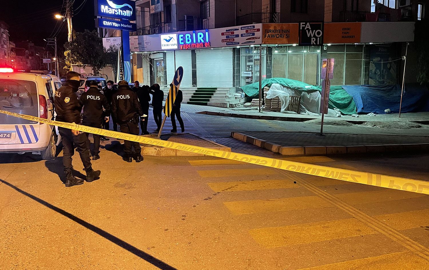 ‘Halay başı olma’ kavgasında 3 kişi bıçaklandı