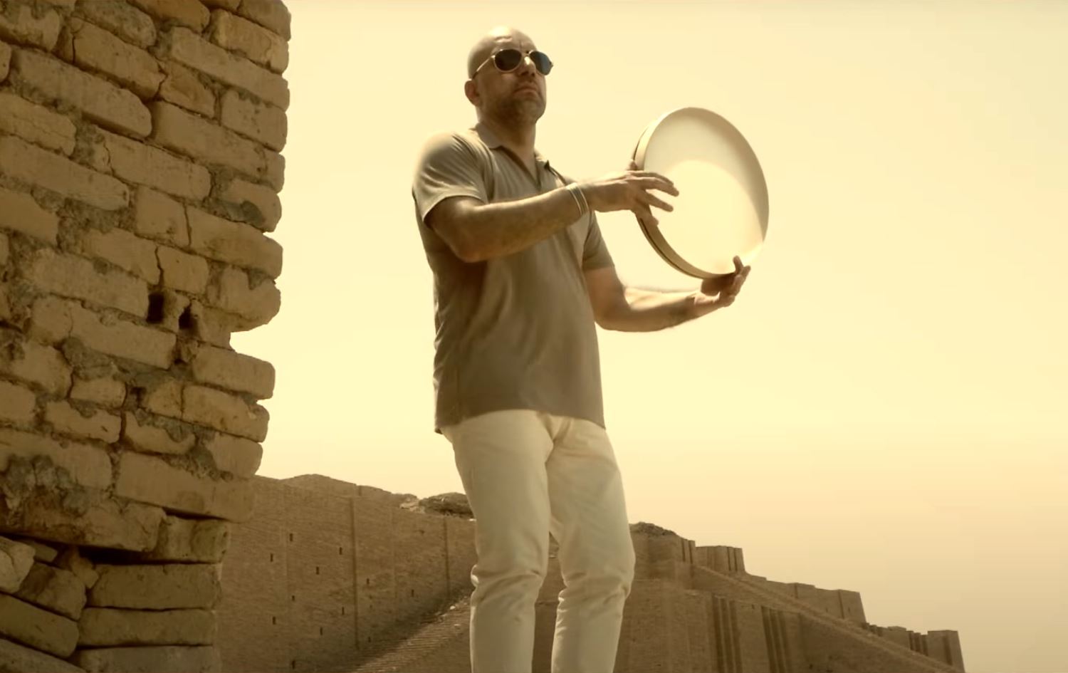 هەژار زەهاوی نوێترین بەرهەمی بە سپۆنسەری رووداو بڵاودەکاتەوە