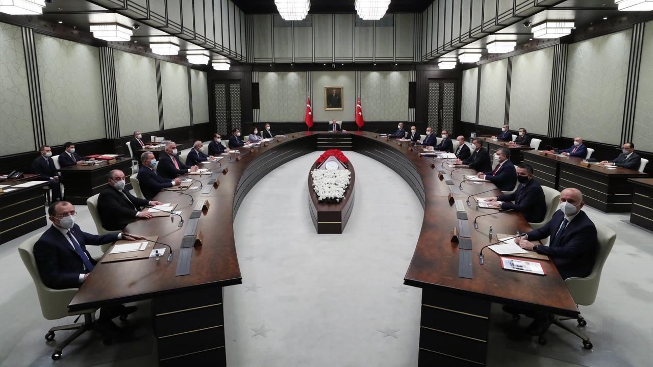 Kritik kabine toplantısı başladı; gündem ekonomi