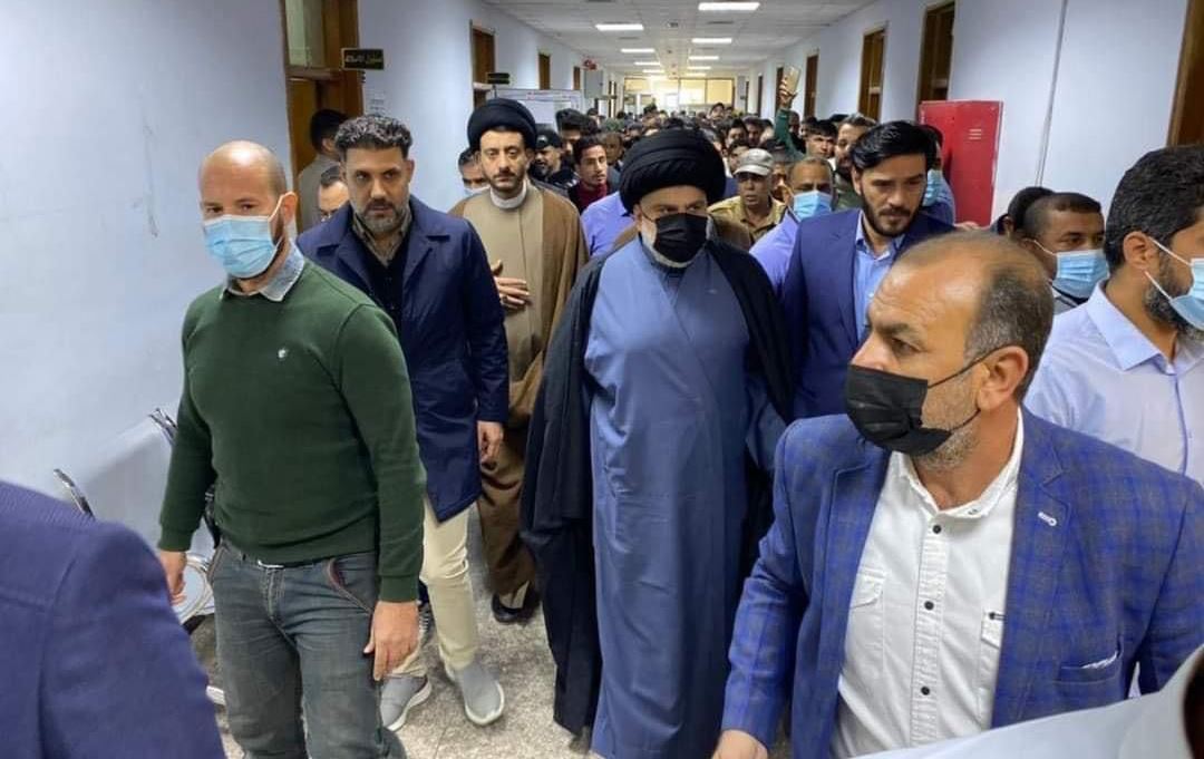 سەدر بۆ خۆپێشاندەرانی نەجەف: تایە مەسووتێنن، پارێزگار دەگۆڕین