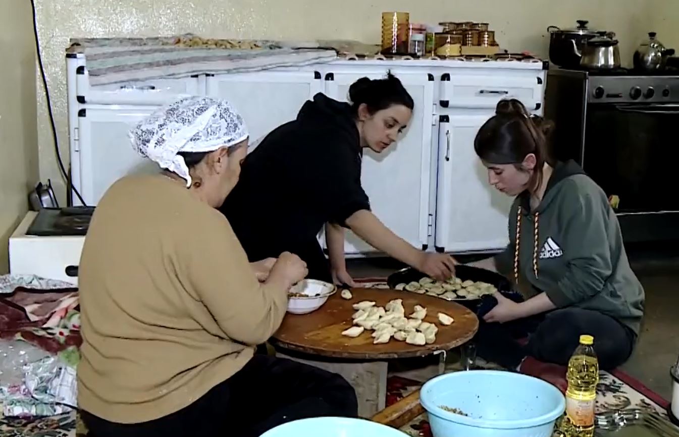 Krîstiyanên Duhokê amadekariya cejna sersalê dikin