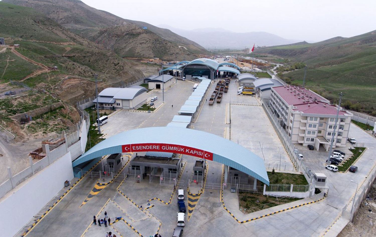 Îranê bo 15 rojan 3 deriyên sînorî girt