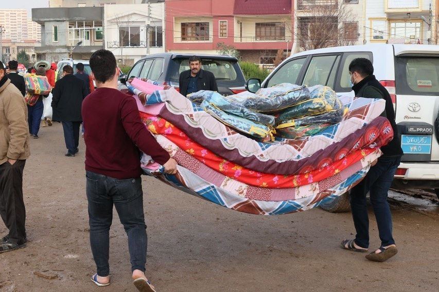 Barzani Yardım Vakfı selden etkilenen 3 bin aileye yardım paketi dağıttı