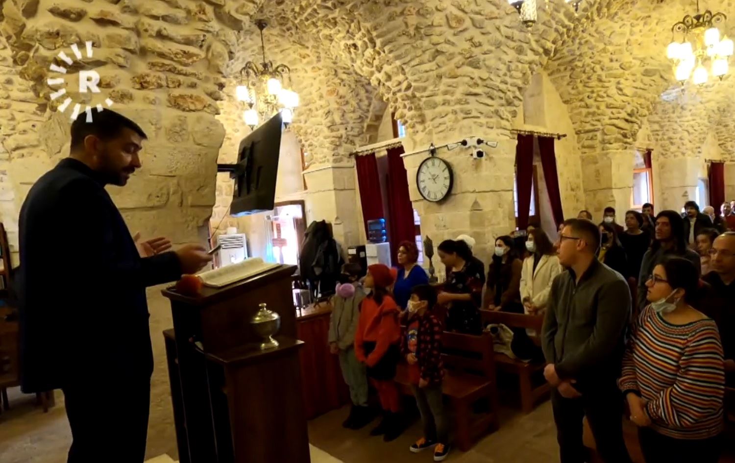 Keşeyê dêra Mêrdînê: Pêşiyê Kurdan bawerî bi Îsa Mesîh anî