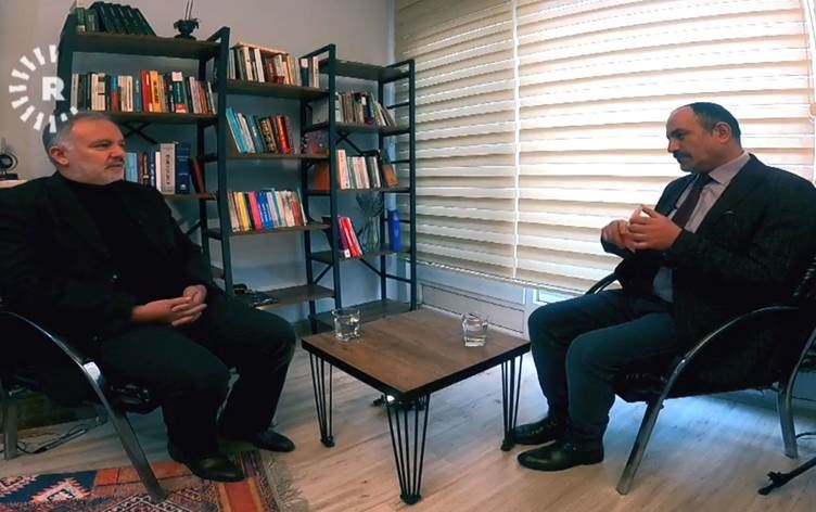 Ayhan Bilgen: Em hewl didin bibe partiyeke Ewropayî