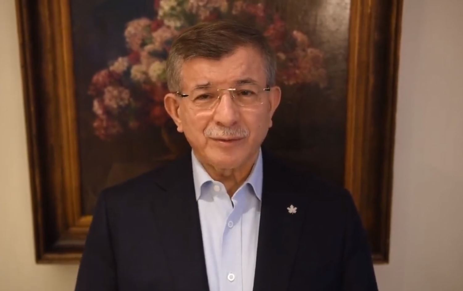Davutoğlu: İktidar 'indirim yapın' diyor, kendisi zam derdinde