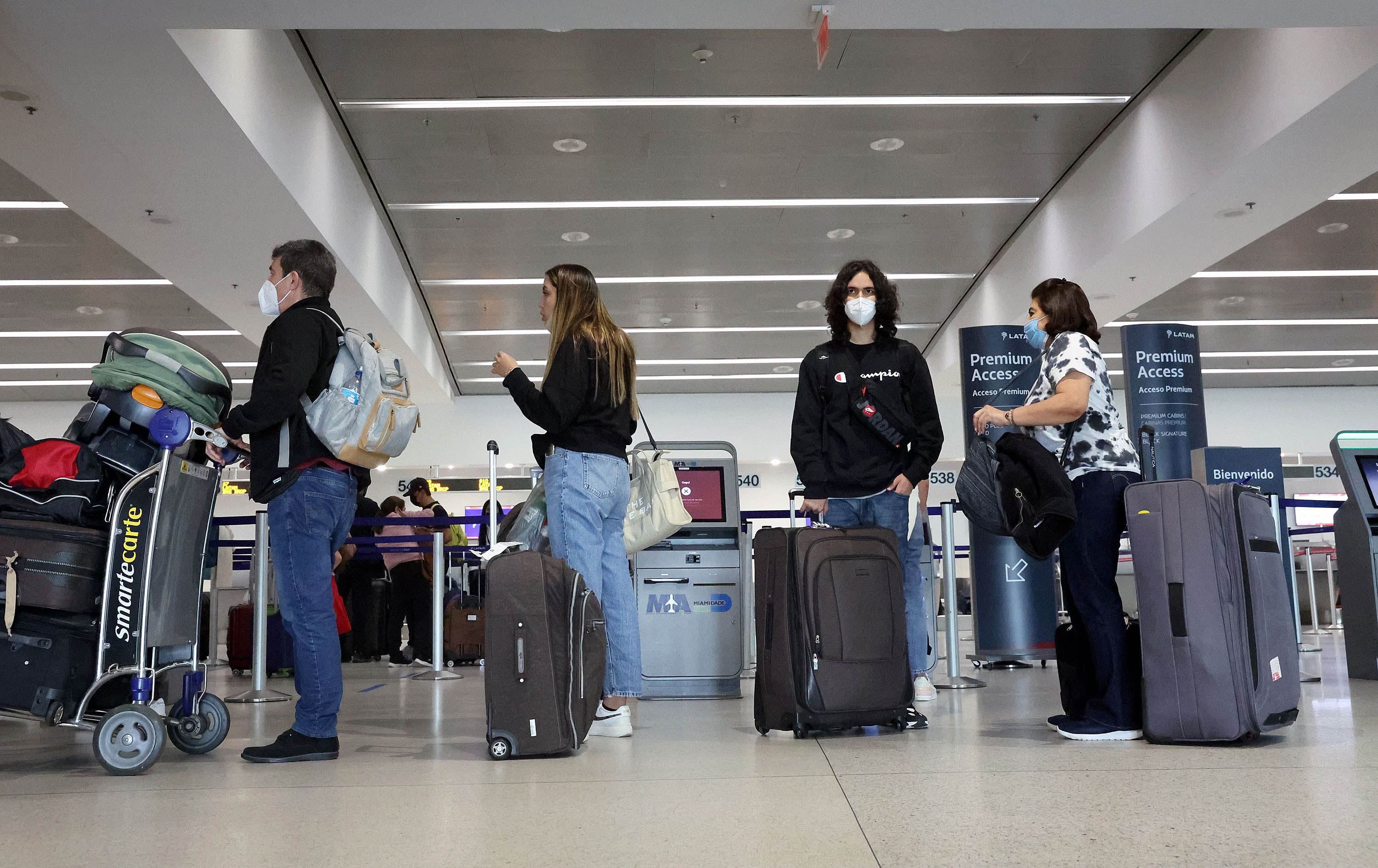 زیاتر لە 15 هەزار گەشتی ئاسمانی هەڵوەشێندرانەوە