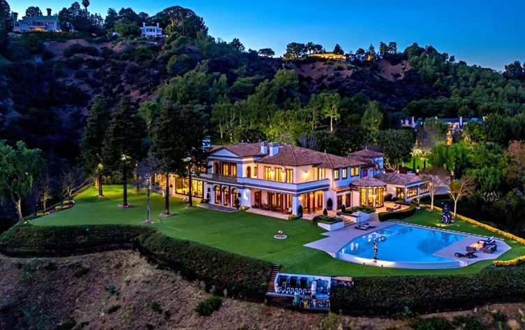 ئەدێل کۆشکەکەی سیلڤستەر ستالۆن بە 58 ملیۆن دۆلار دەکڕێت