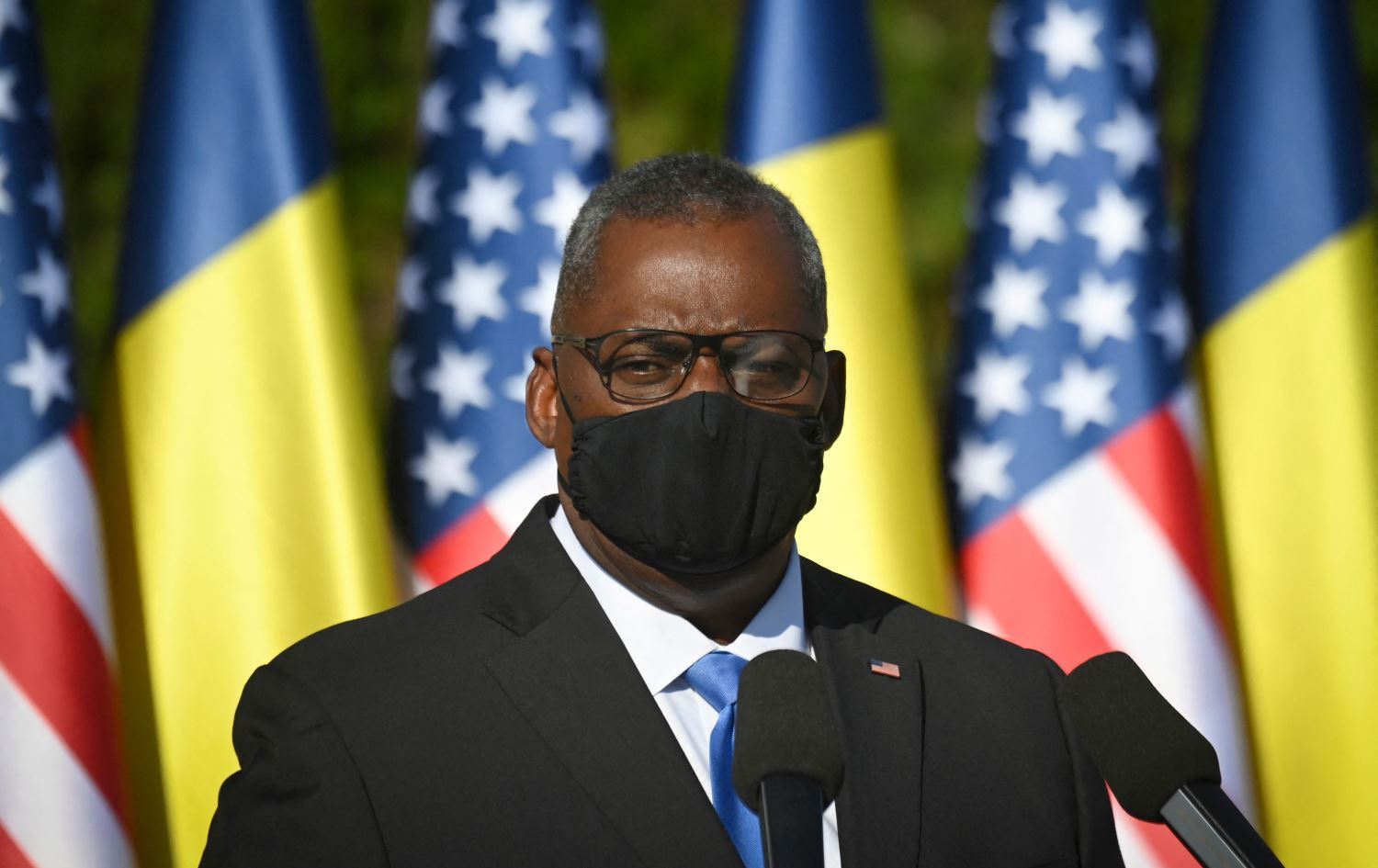 3 doz aşı olan ABD Savunma Bakanı koronaya yakalandı