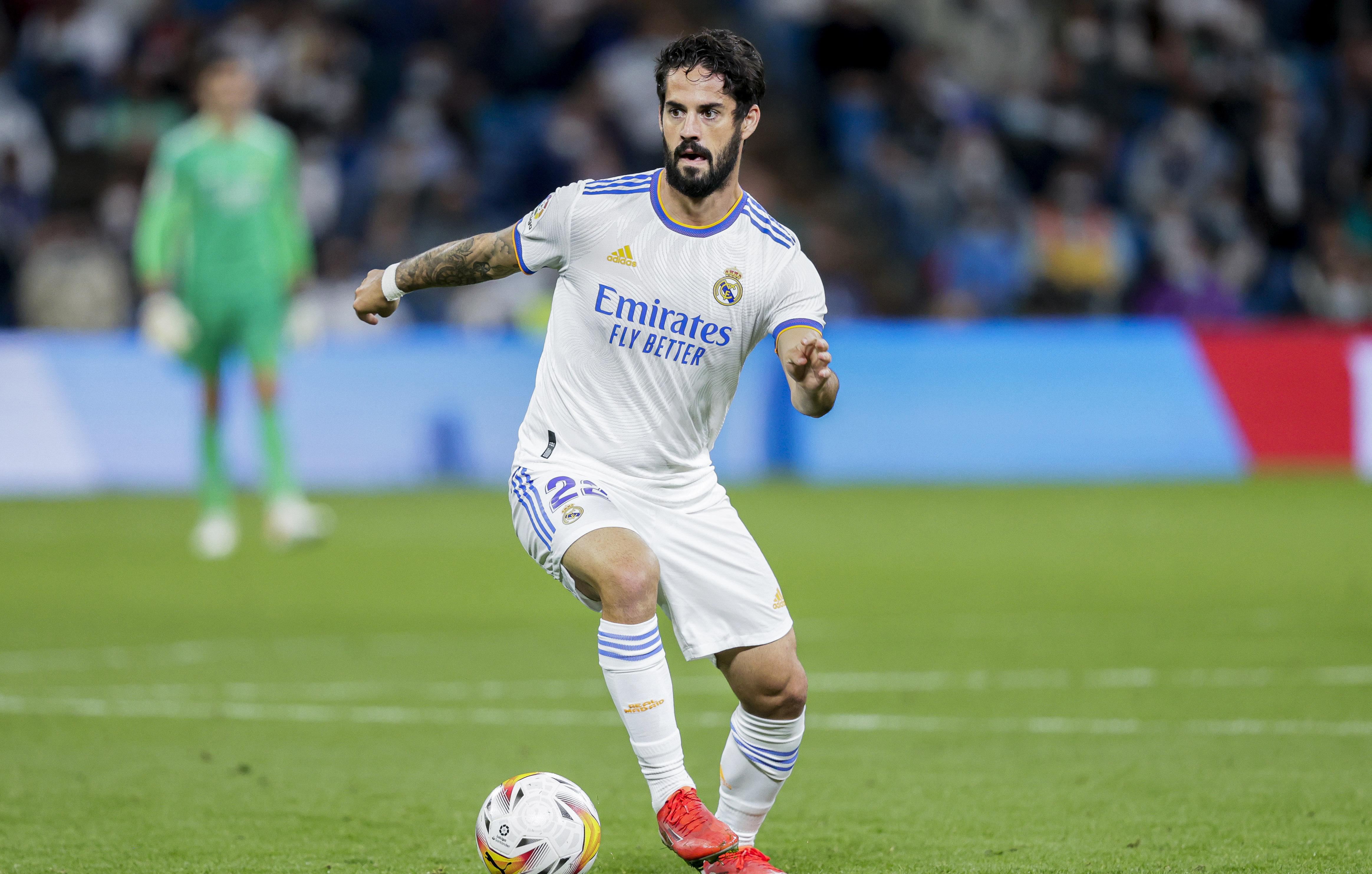 ریال مەدرید ئیسکۆ لەکۆڵ خۆی دەکاتەوە