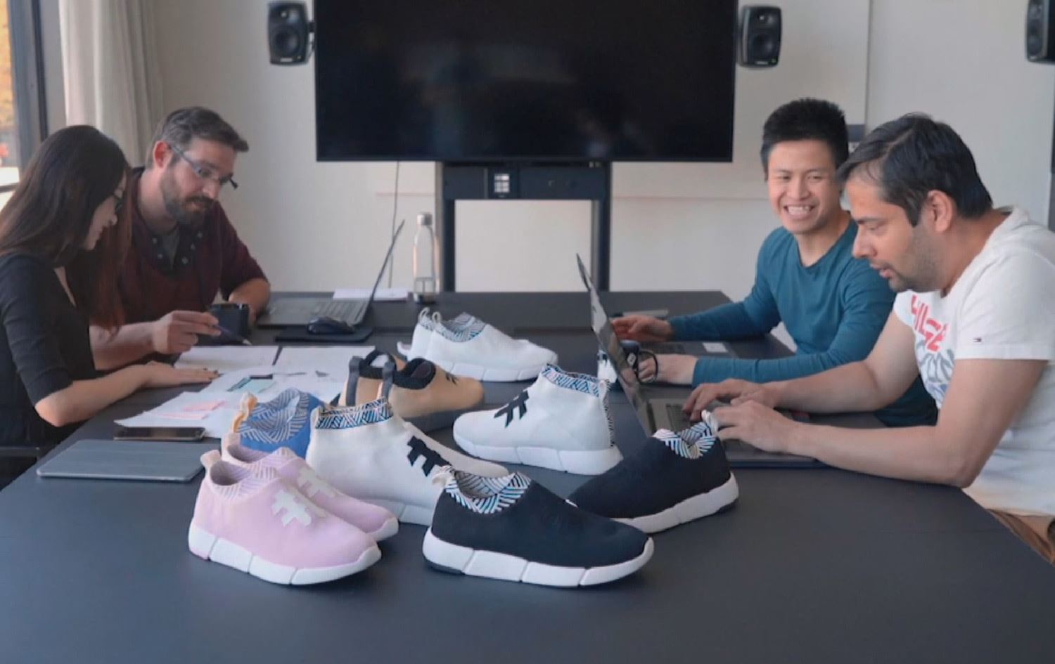 لە فینلەندا پێڵاو لە قاوە دروستدەکرێت