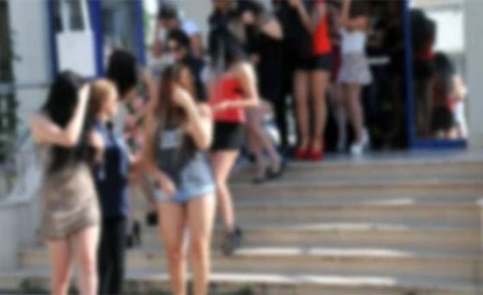 Urfa'da fuhuş operasyonu: 15 kadın sınır dışı edildi