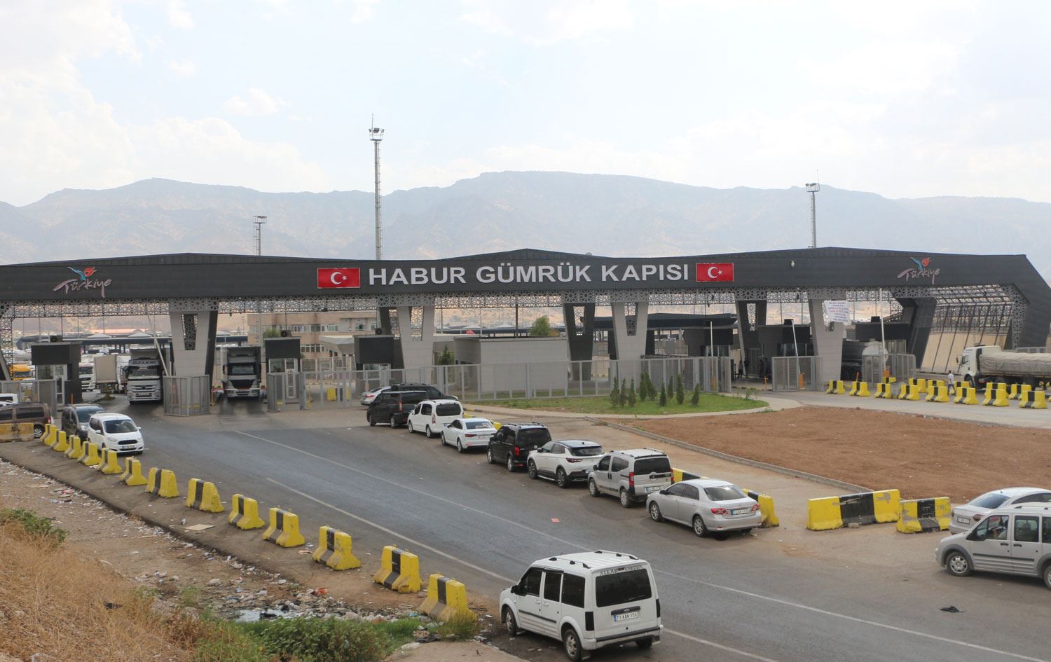 Habur’da rüşvet operasyonu: 16 kişi tutuklandı