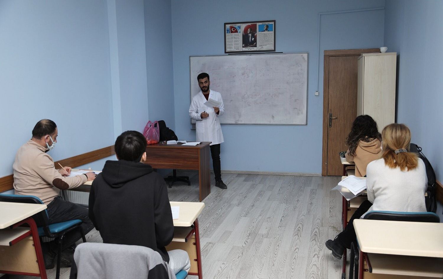 Şaredariya Wanê kursa zimanê Kurdî vekir