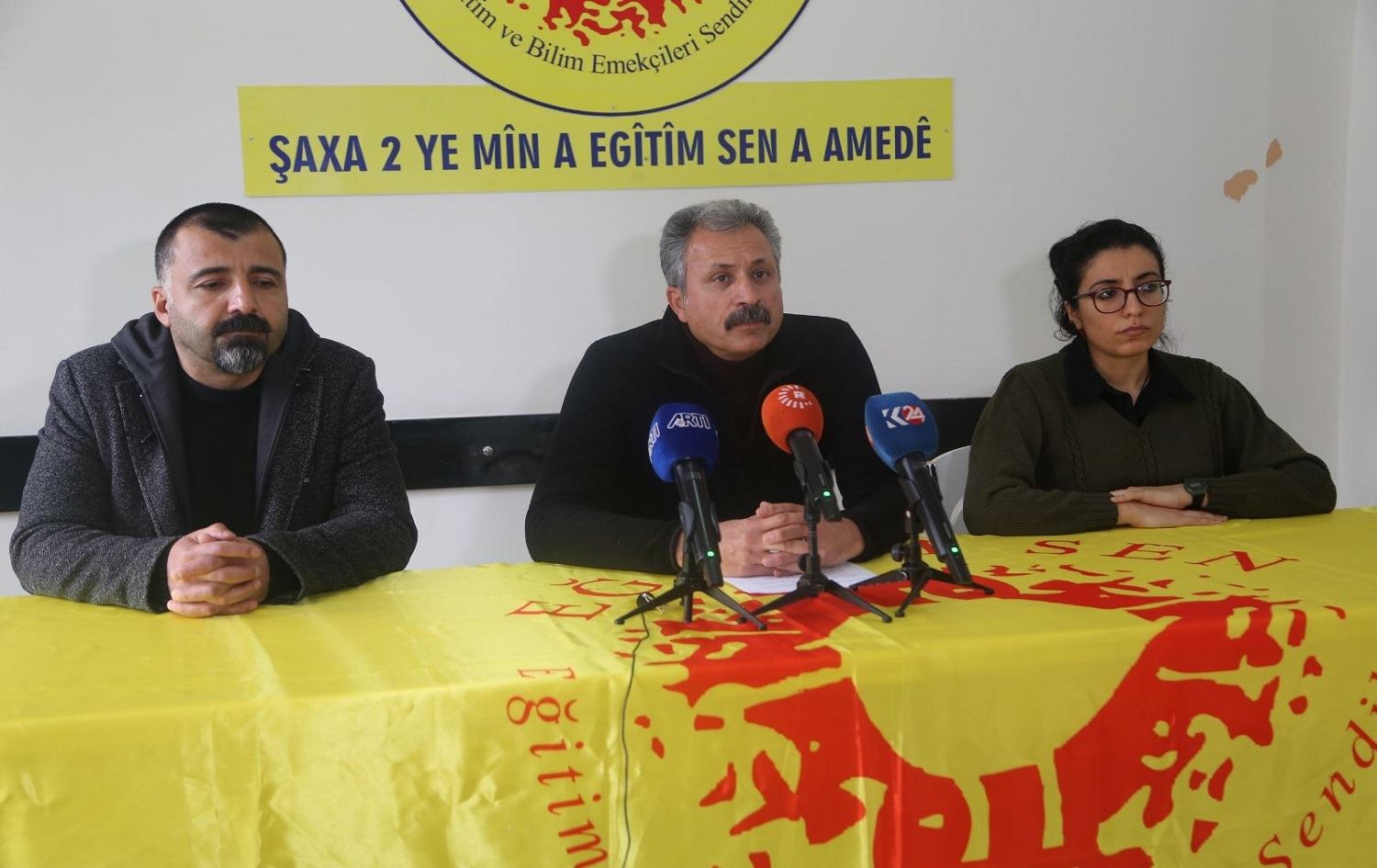 Egitim-Sen: Dersbijartin divê bi xwesteka zarokan bê kirin