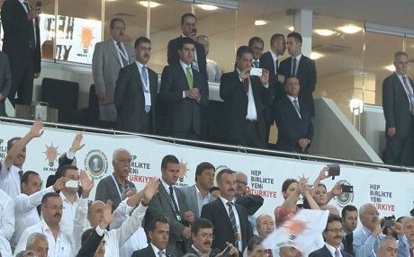 Serokwezîr Nêçîrvan Barzanî beşdarî kongreya AK Partiyê bû