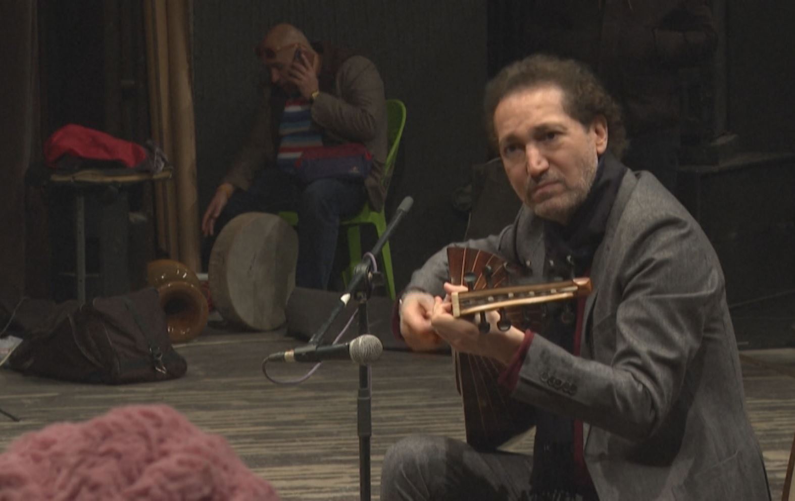 نەسیر شەممە میوزیکژەنی عێراقی گەڕایەوە بەغدا