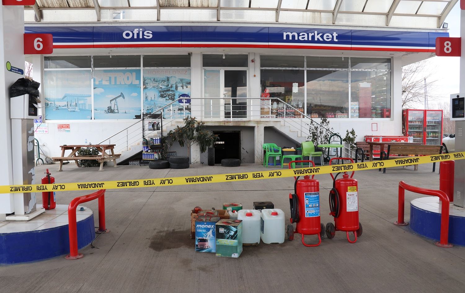 Benzînxaneyek hat şelandin û zarokek hat kuştin