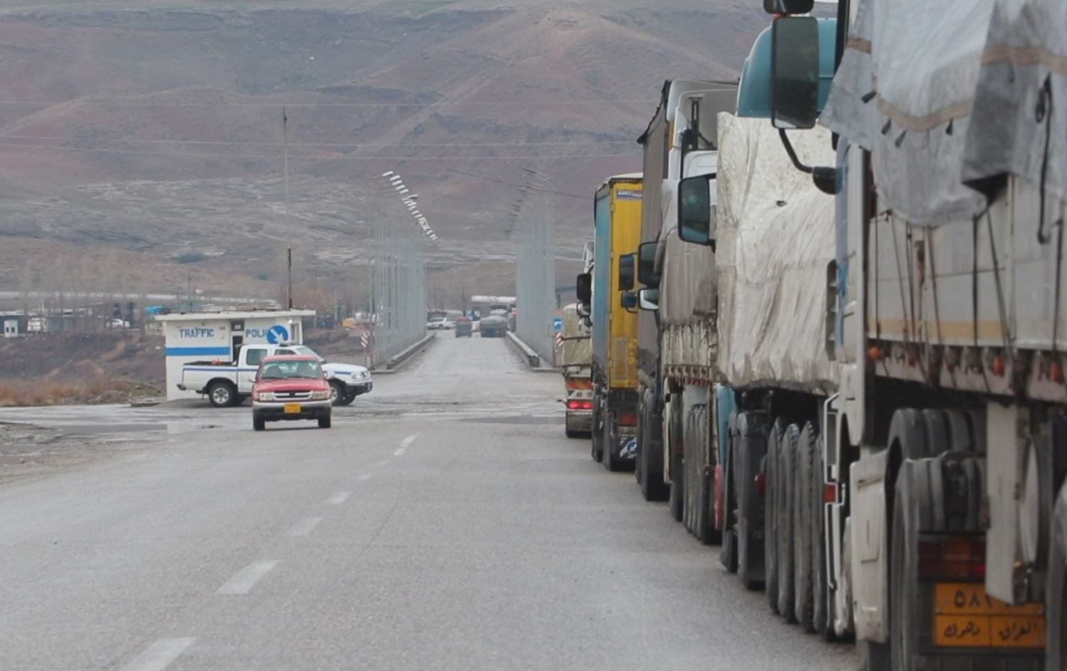 Deriyên Pêşabûr û Welîd hatin vekirin