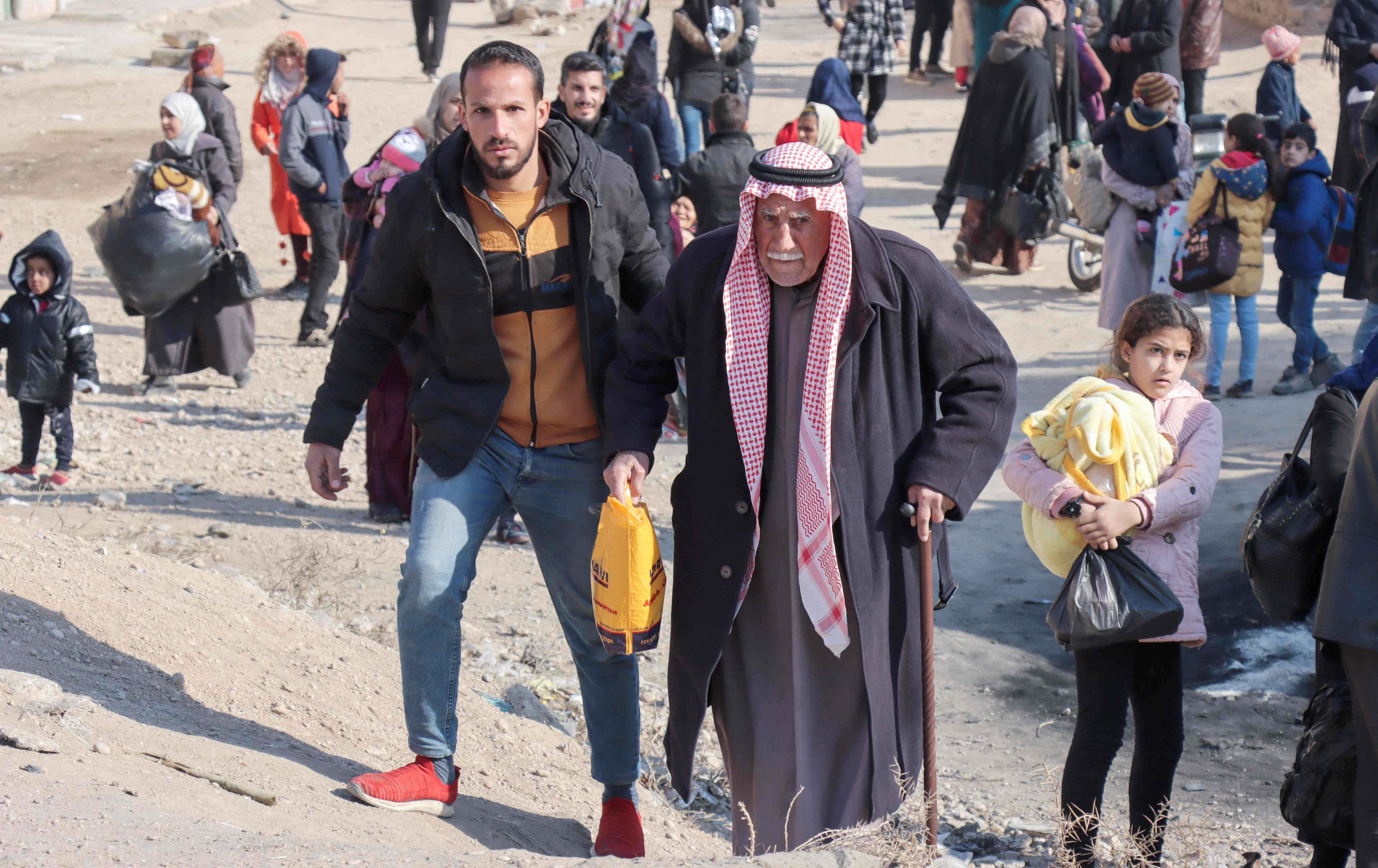 Li Hesekê bi hezaran kes koçber bûn