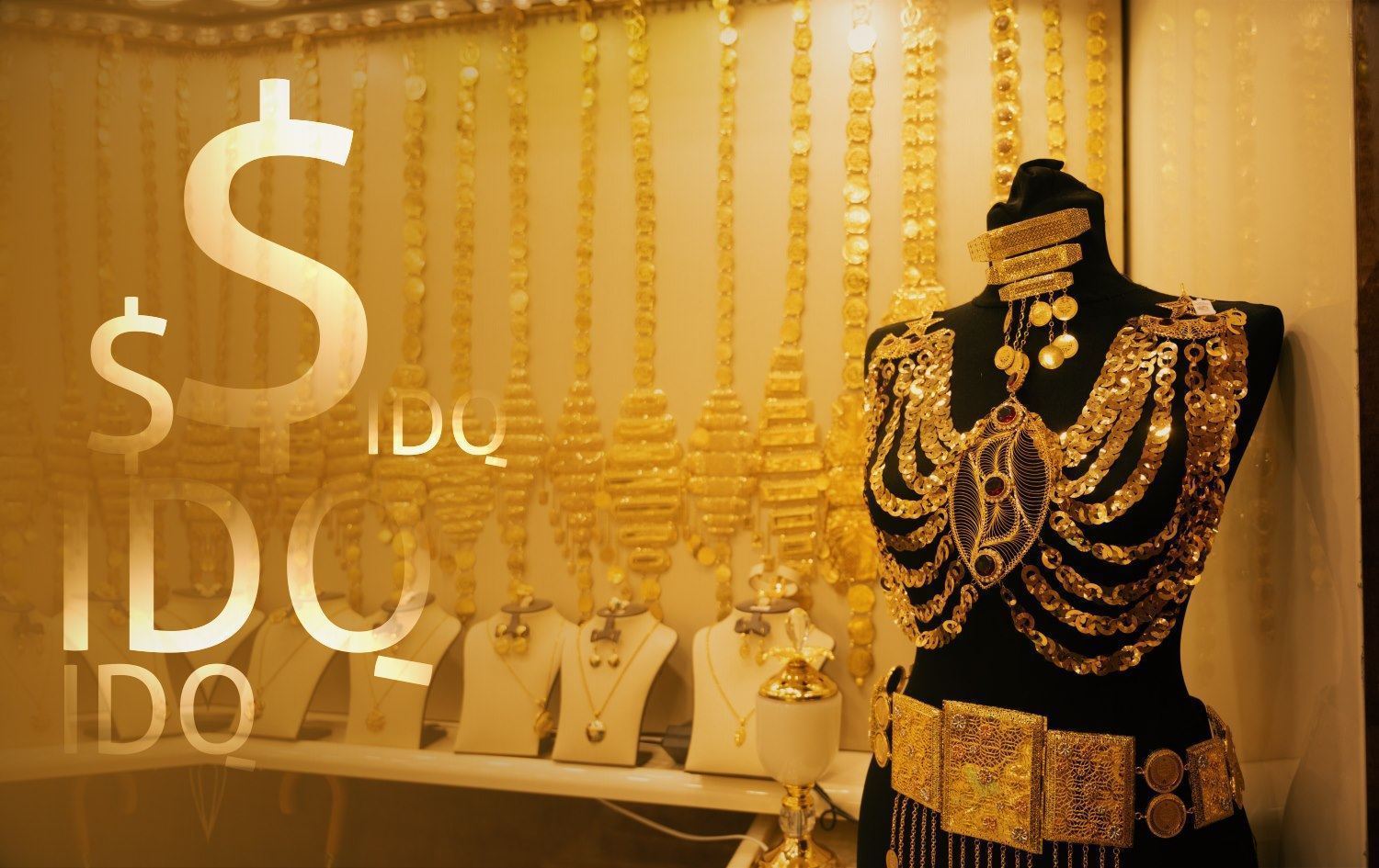 نرخی ئۆنسەیەک زێڕ دوای گوتاری سەرۆکی بانکی ناوەندیی ئەمریکا بۆ 1813 دۆلار دابەزی