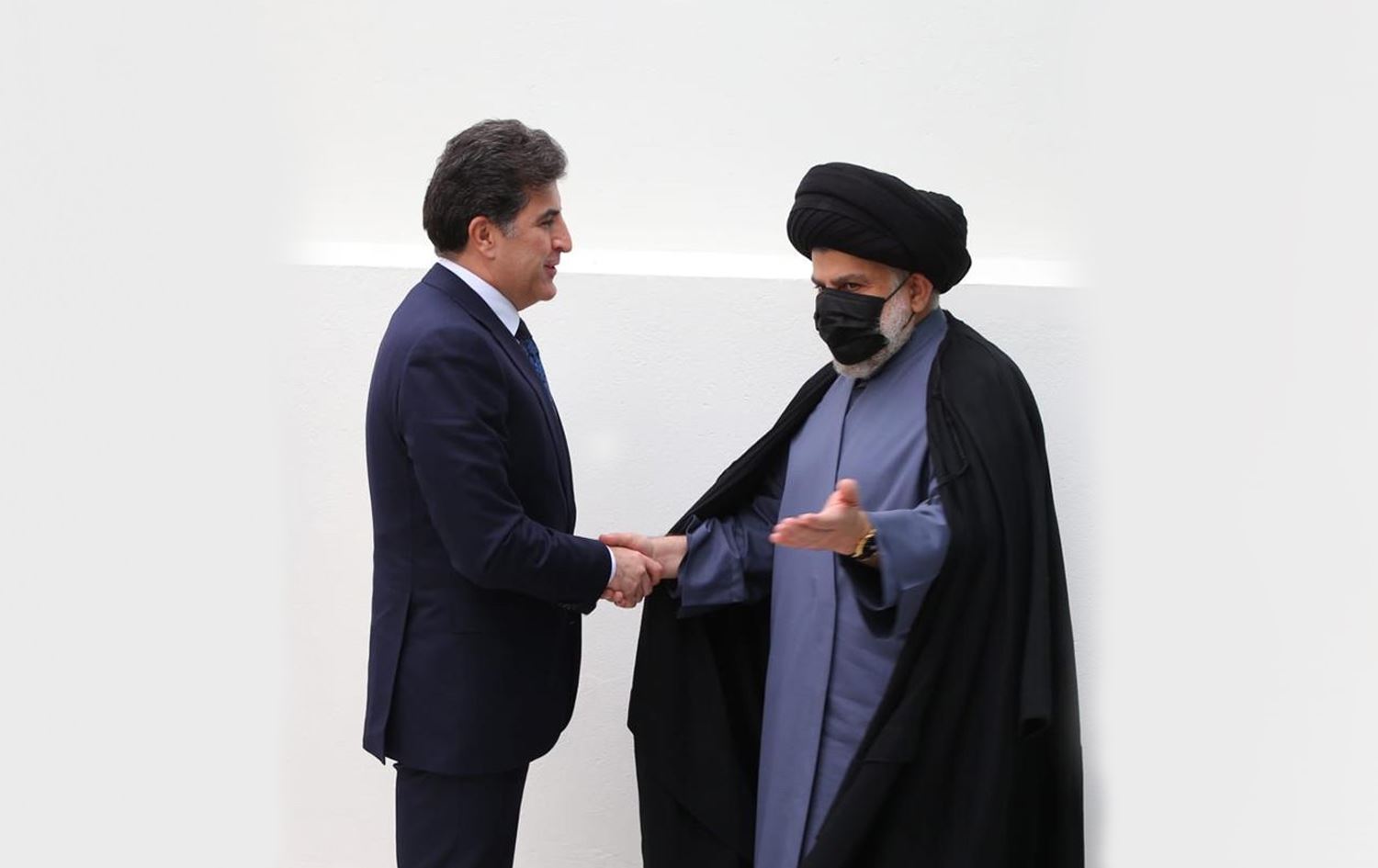 Nêçîrvan Barzanî, Muqteda Sedir û Helbusî li Necefê di civînê de ne