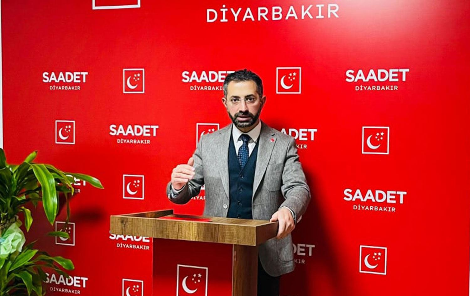 Saadet Partisi: Ana dil ana sütü gibi helâldir!