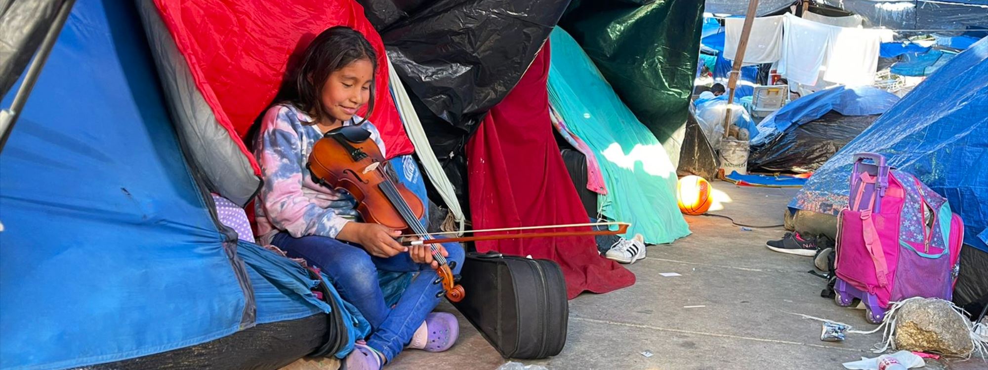ژیان لە کامپی چاپاڕاڵ؛ چاوەڕوانی لە برسێتی و سەرمادا بۆ گەیشتن بە ئەمریکا