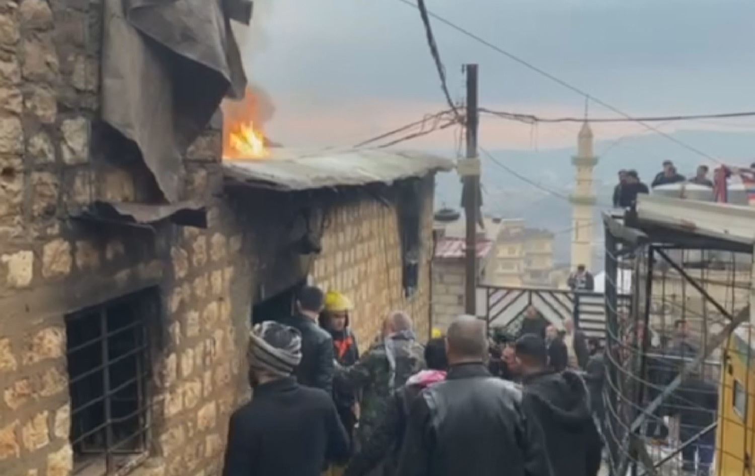 بەرگریی شارستانیی ئاکرێ: خەڵک ئاستەنگیان بۆ تیمەکانمان دروستکردبوو، بۆیە نەیانتوانی ئەرشەد رزگار بکەن