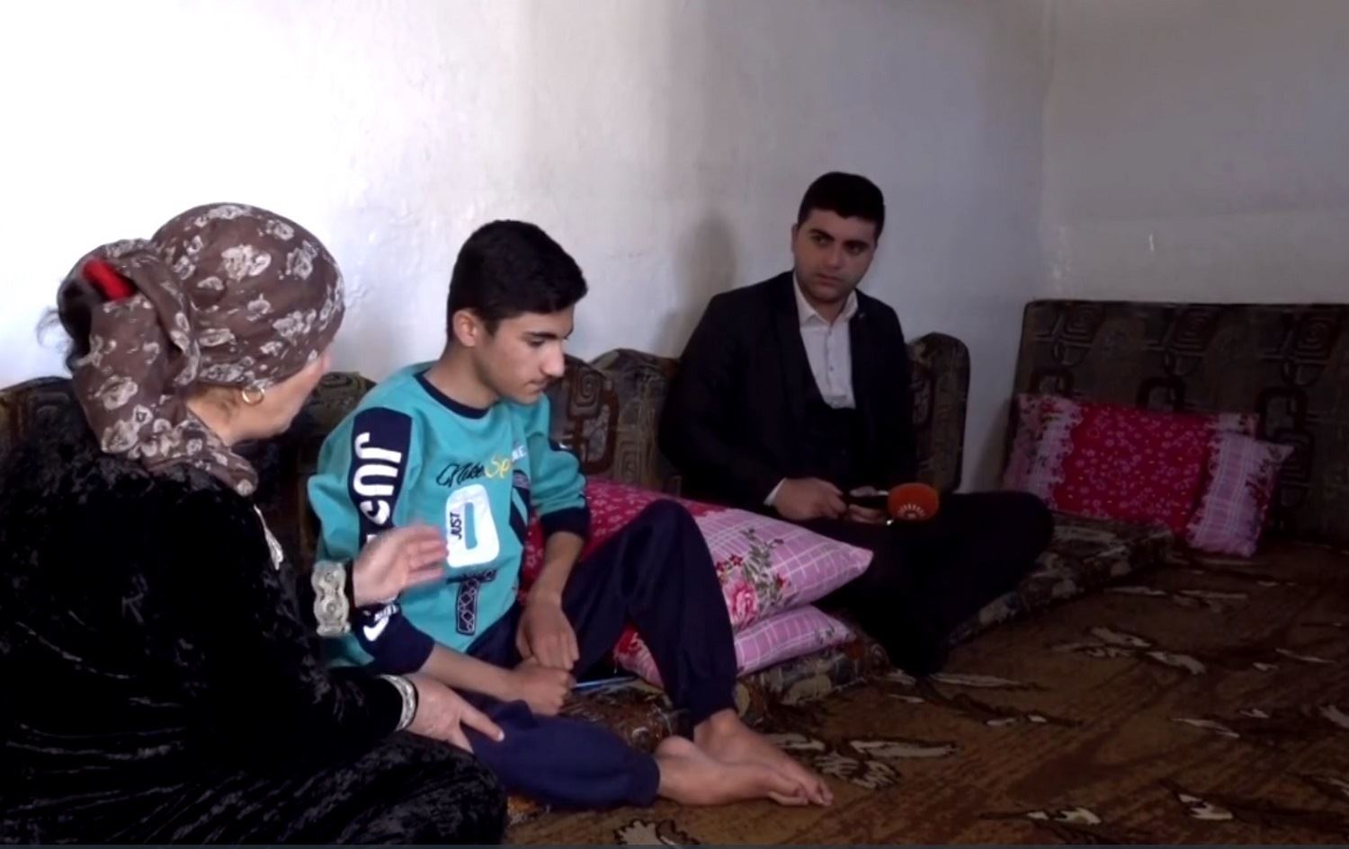 Qamişlo; Ciwanekî 15 salî masûlkeyên wî têk diçin û pêwîstiya wî bi dermankirina bilez heye