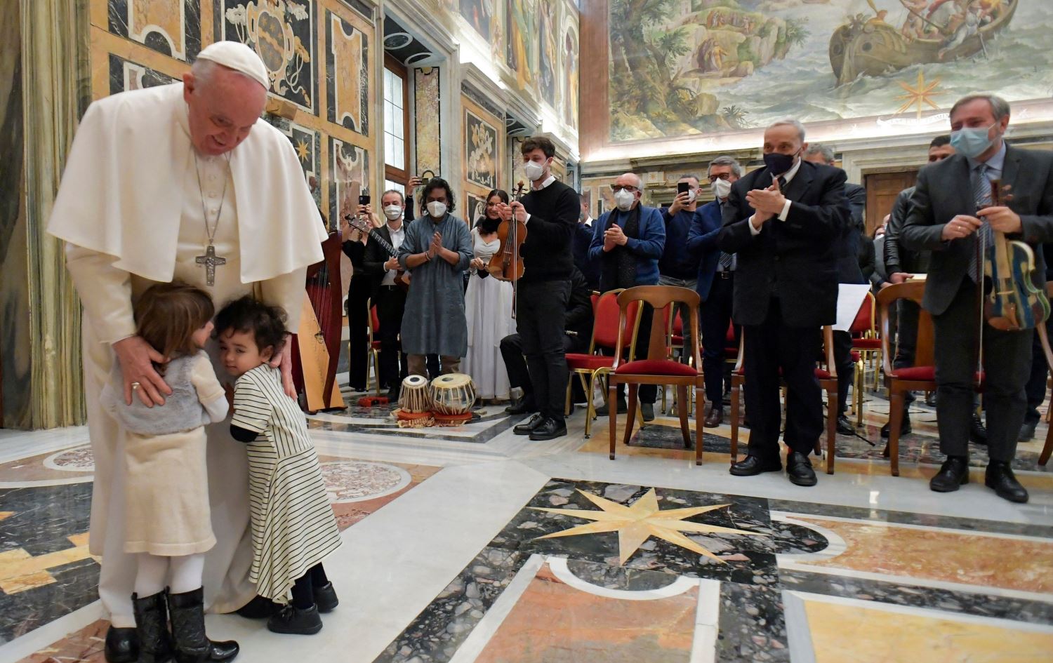 پاپا فرانسیس: ژیانم لە ژیانی کەسێکی ئاسایی جیاواز نییە