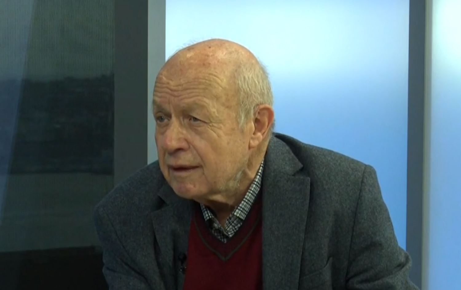 ئیسماعیل بێشکچی: بە گرنگییەوە چاودێریی کارەکانی رووداو بۆ بابەتی وانەی بژاردە بە زمانی کوردی دەکەم