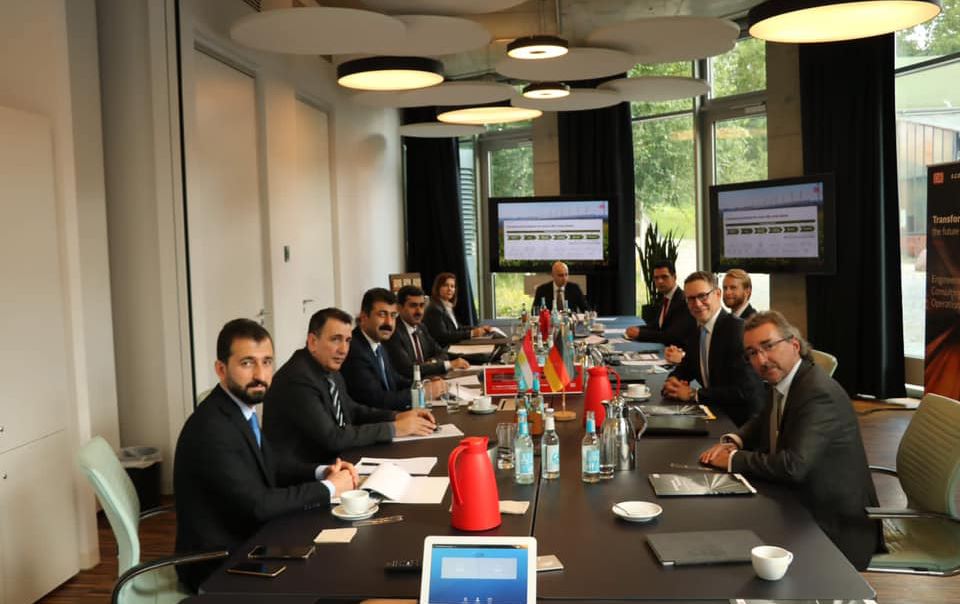 وەزیری ئاوەدانکردنەوە: یاداشتی لێکتێگەیشتن بۆ دروستکردنی هێڵی ئاسن واژۆ دەکەین