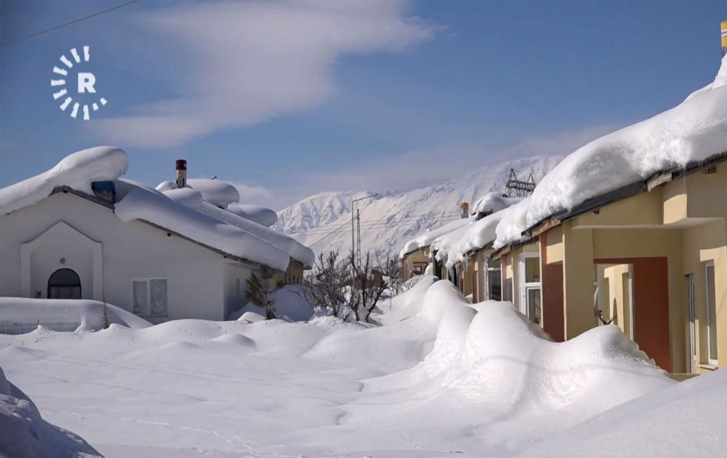 DERSİM - Ovacık ilçesi kara gömüldü