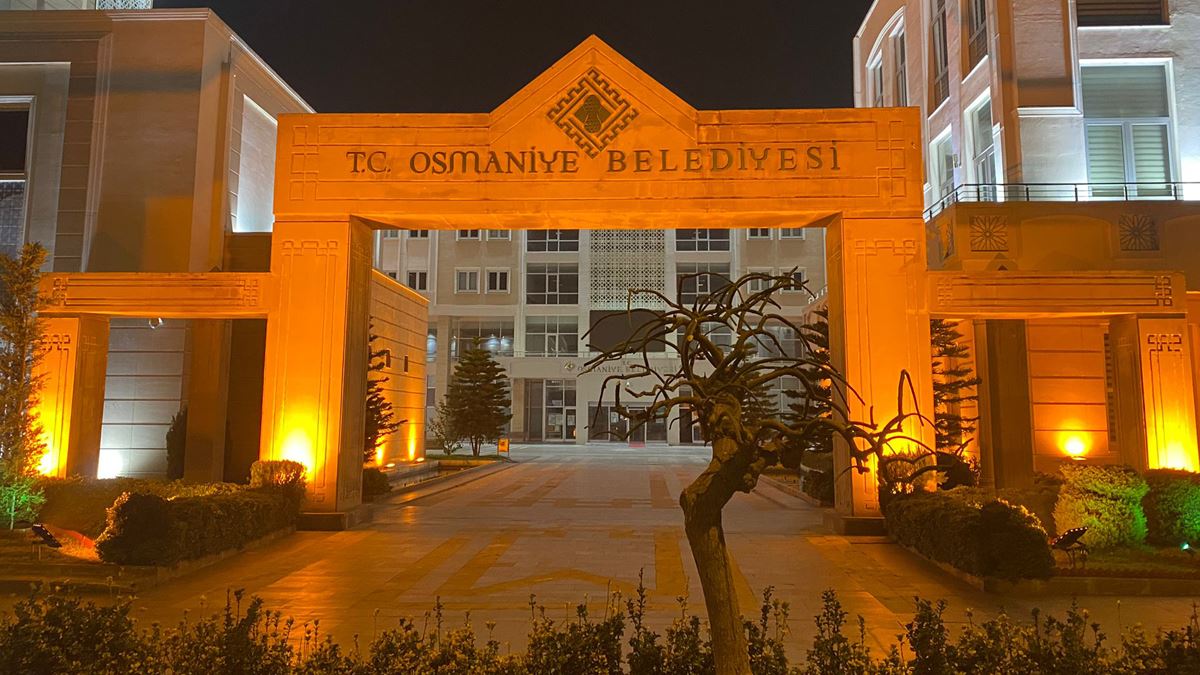 Osmaniye Belediyesi’ne silahlı saldırı