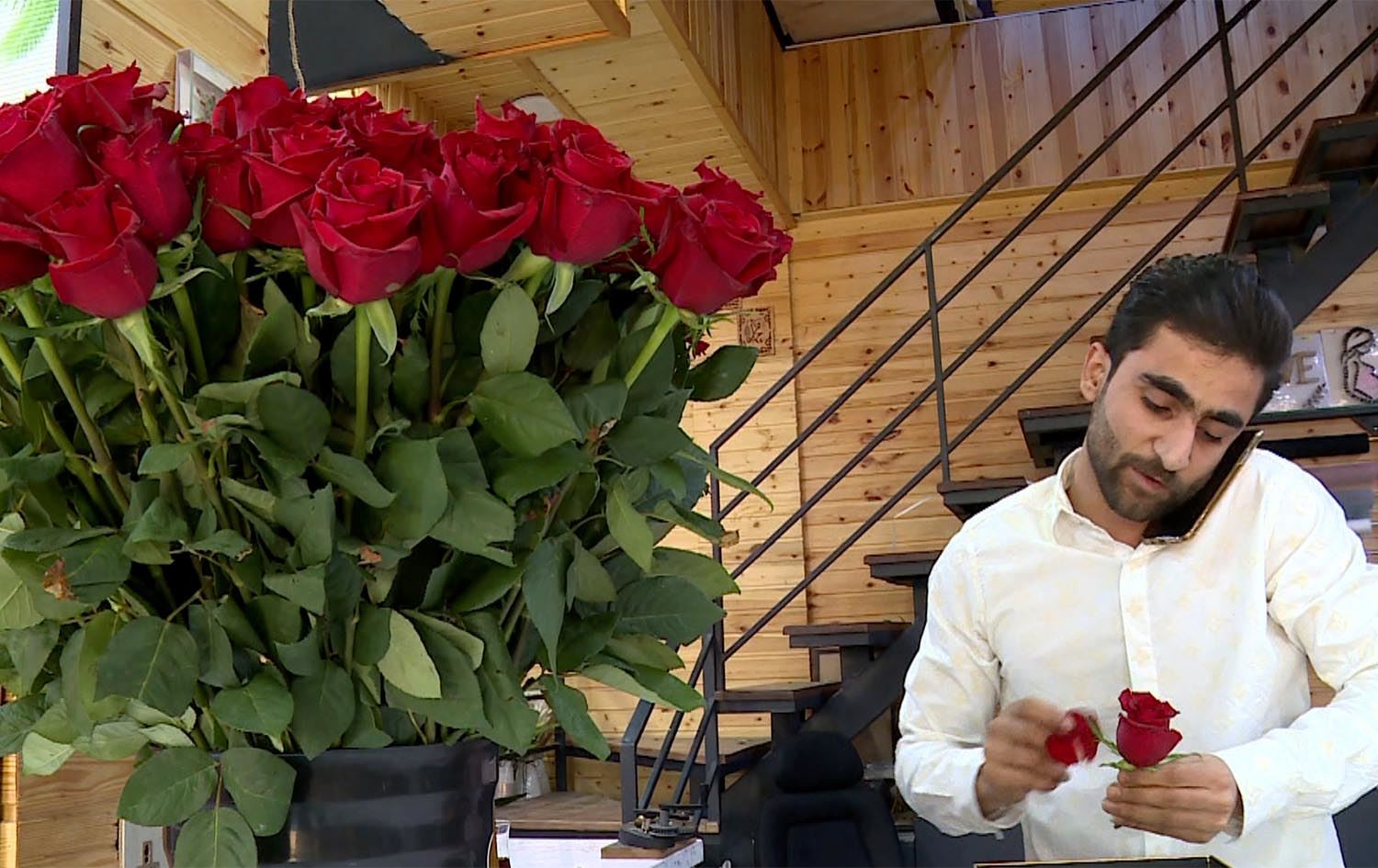 گوڵفرۆشێک لە هەولێر: گرانترین گوڵمان لە ڤالانتاین بە 1200 دۆلار فرۆشت