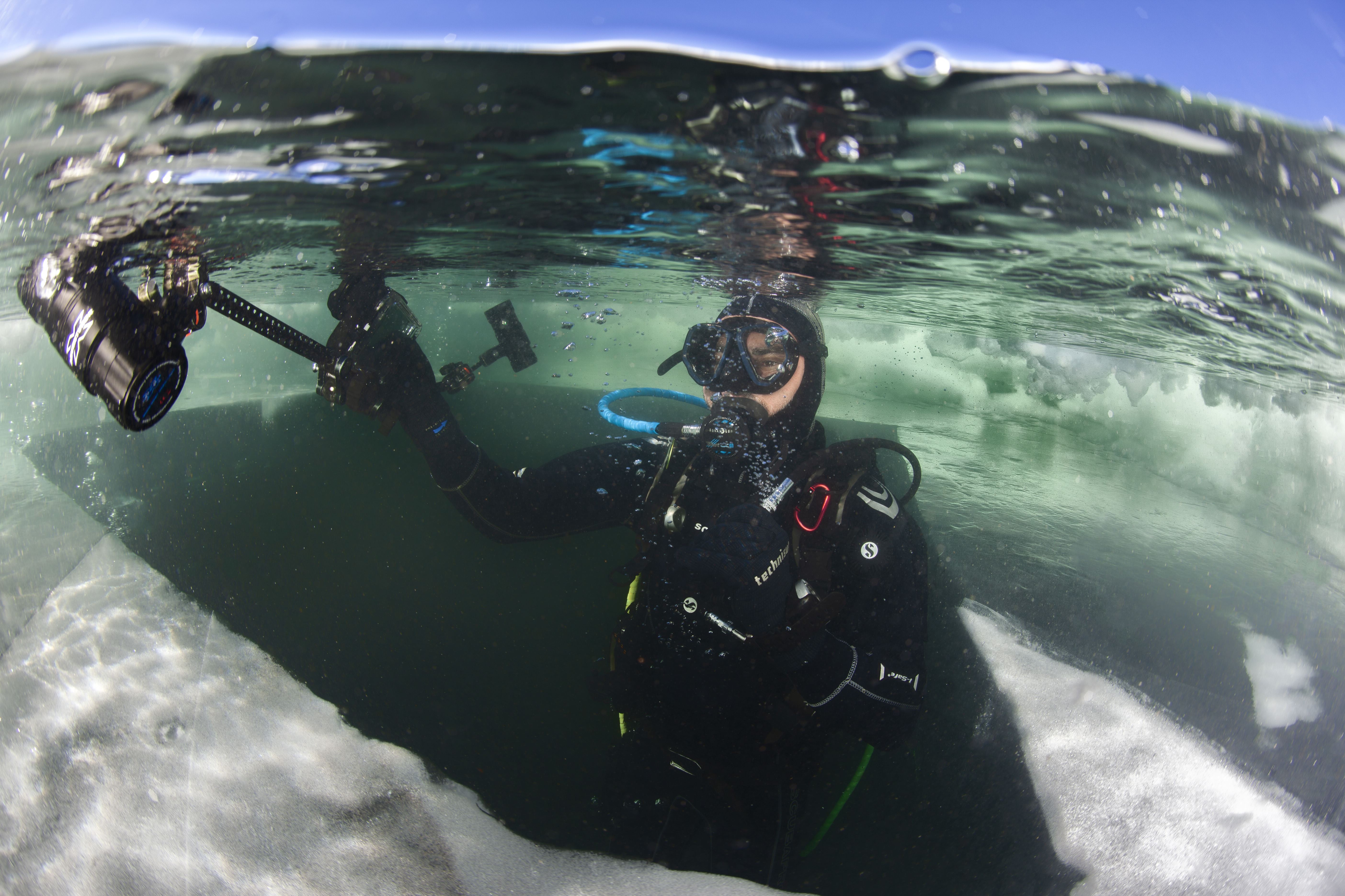 Li Agiriyê çalakiya şikandina qeşa û niqumbûna di golê de birêve çû