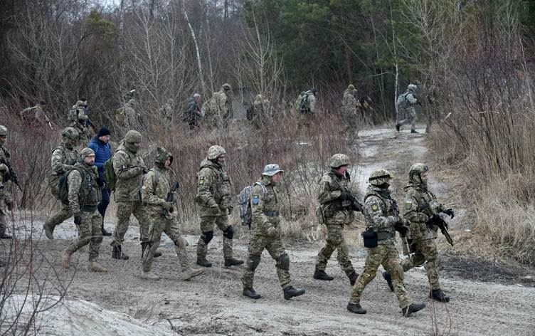 Donbas'ta hafta sonu 3 binden fazla ateşkes ihlali oldu