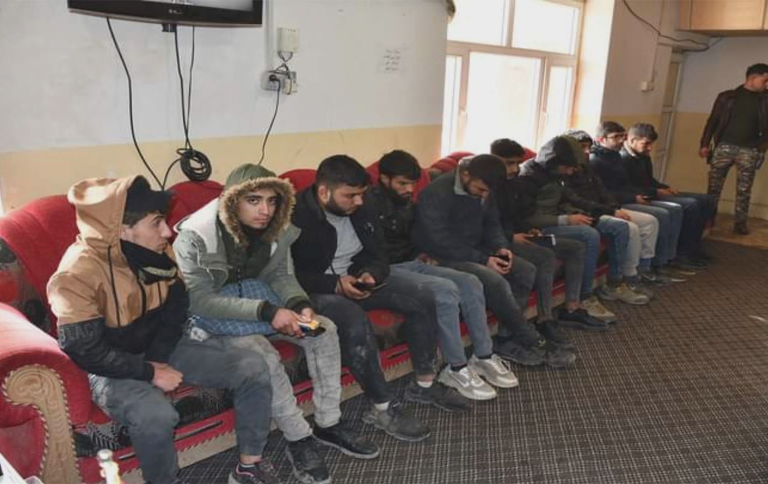 Gefa li ser koçberên Kurd ên di destê Heşda Şeibî de zêde dibe