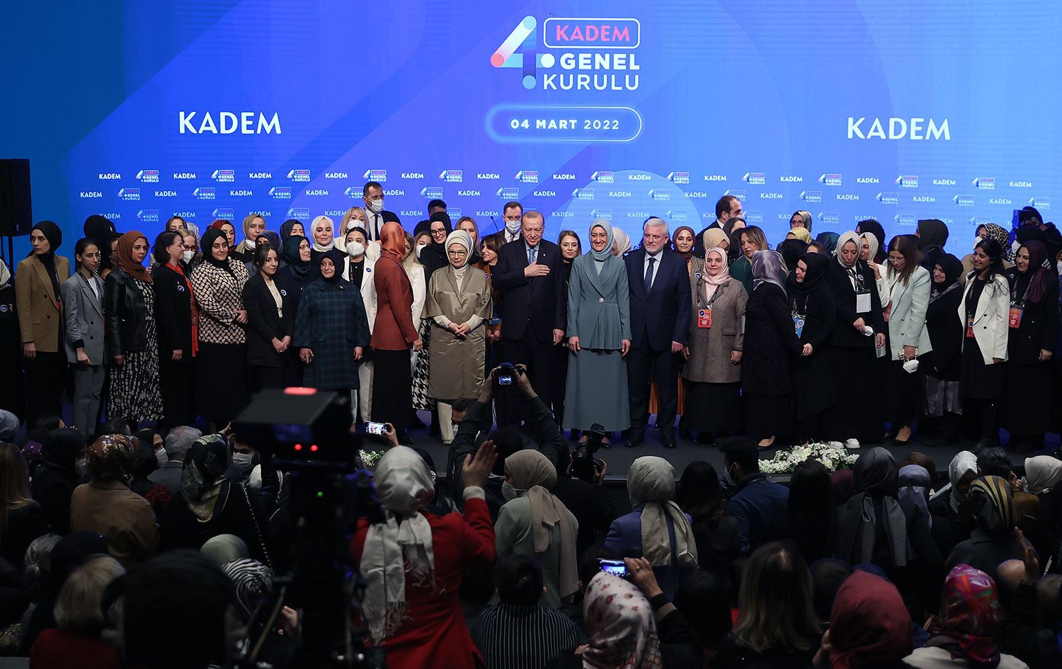 Erdoğan kadınlara yönelik yeni reform paketini açıkladı