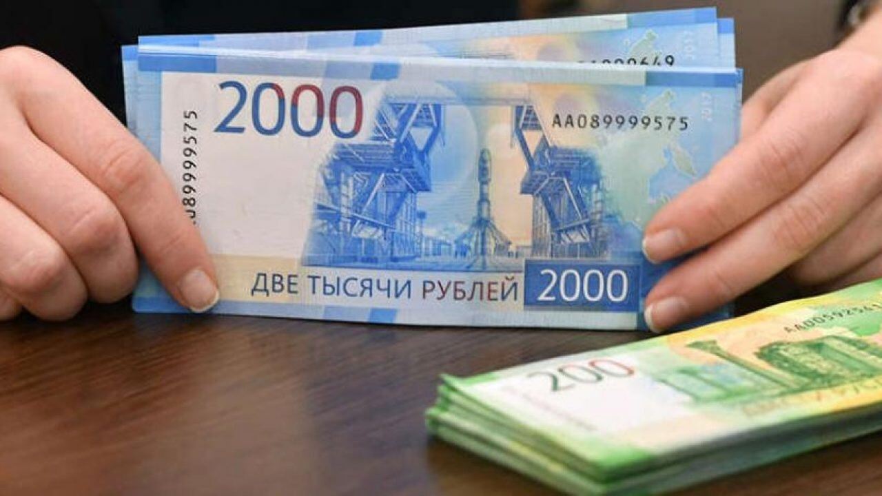 Putin’den ‘dost olmayan ülke’ kararı: Dolar yerine ruble
