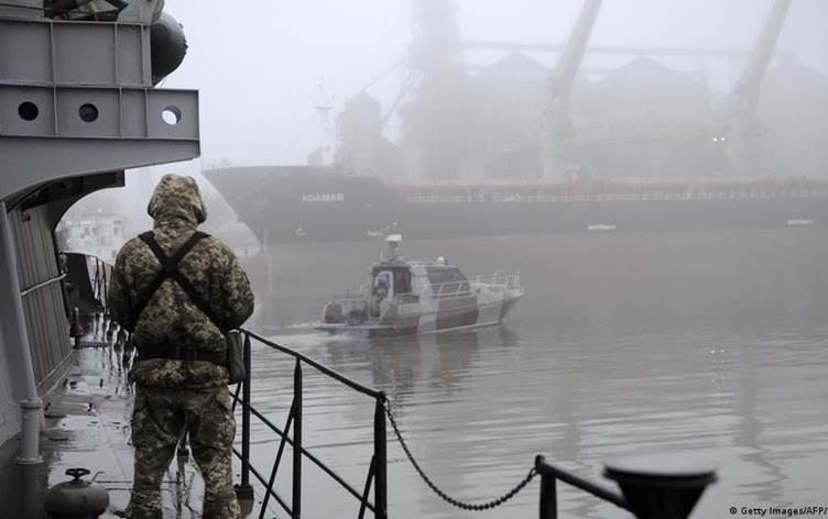 Yağ yüklü gemilerin geçişine hala izin verilmedi