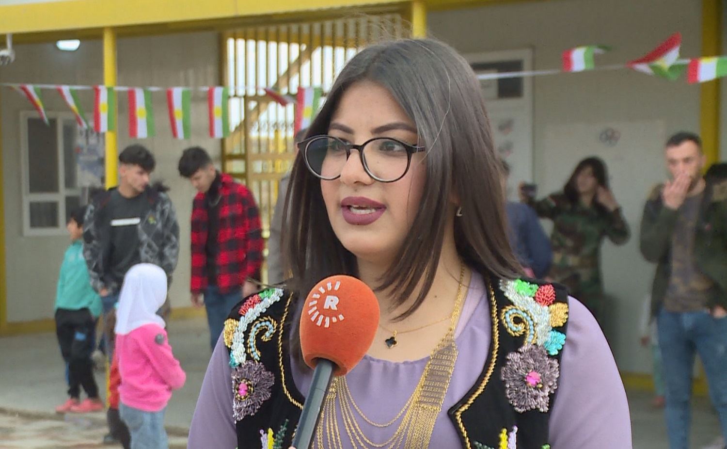 Penaberên Rojavayê Kurdistanê roja cilûbergên Kurdî pîroz kirin