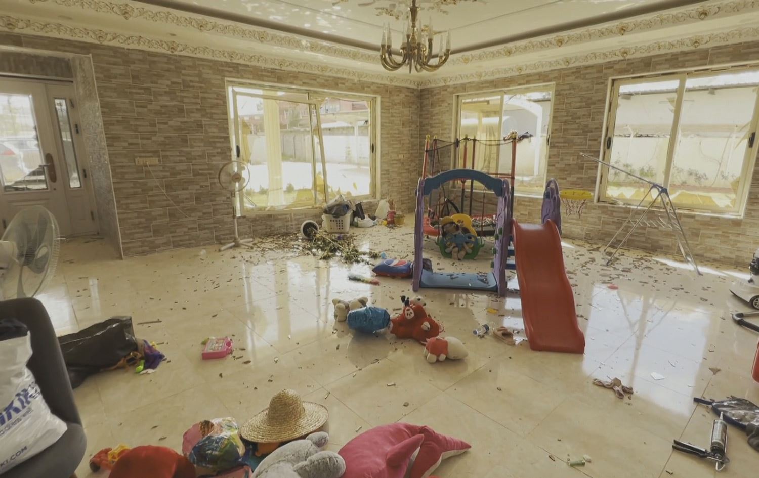 ژنێک لە هەولێر: لەکاتی هێرشەکەدا ماڵەکەمان یەکپارچە بووە ئاگر و دووکەڵ