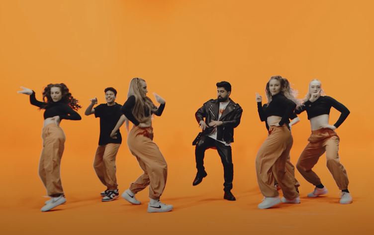 نەڤید زەردی بەرهەمێکی بەناوی 'بادینی بێژە' بڵاوکردەوە