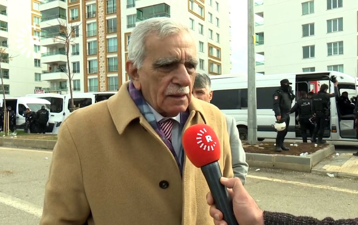 Ahmet Turk bo Rûdaw: Bila gelê Kurd xwe bo guhertinan amade bike